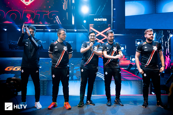 手机PUBG×pigff联名皮肤开售，HOT TIME活动赠送800G-Coin!